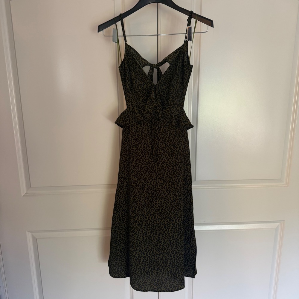 Juni & Ivy Francesca's Leopard Print Tie Front Peplum Midi Dress XXS NWT